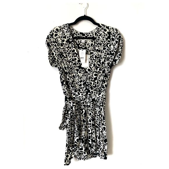 NEW Diane Von Furstenberg Purdette Black Halo Floral Romper Vacation Jumpsuit - Picture 10 of 12